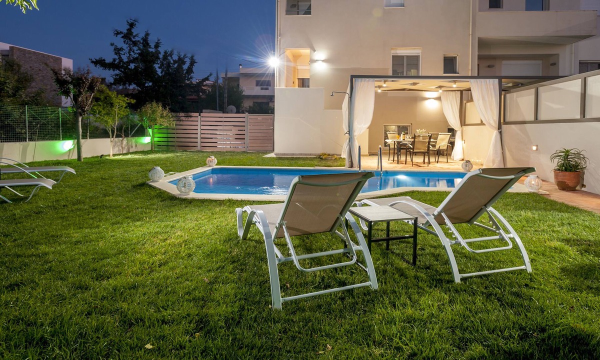 Kambanion Villa | Dream villa luxury with private heated pool and BBQ