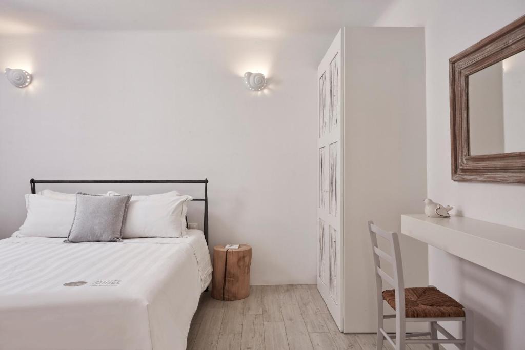 Santa Maria Bed & Breakfast | DUNES - Semi Based Apartment with Indoor Garden - Part Of White Dunes Luxury Boutique Hotel