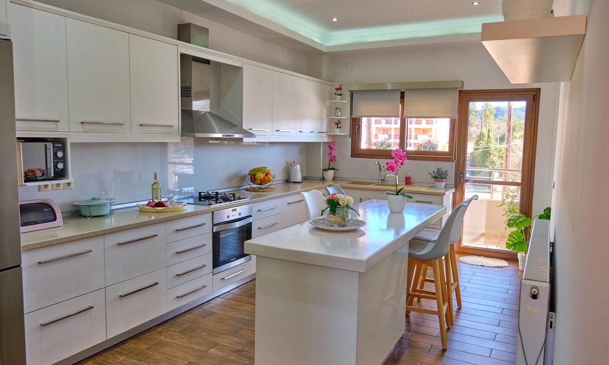 Agios Stefanos Avliotes Apartment | Elena Luxury Suite Agios Stefanos