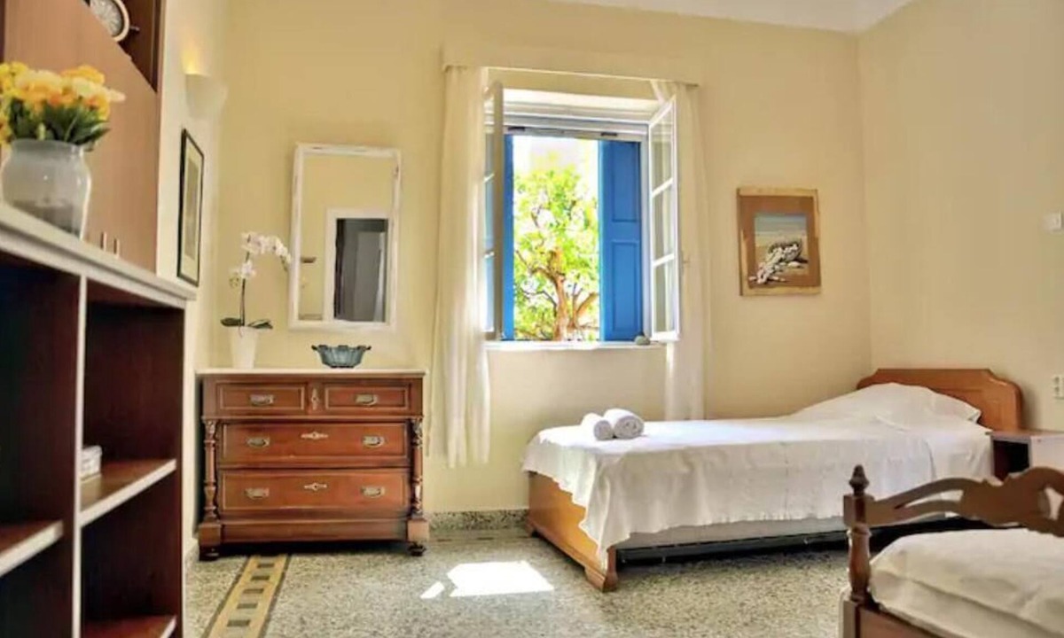 Nisi House | Elena's family summer home