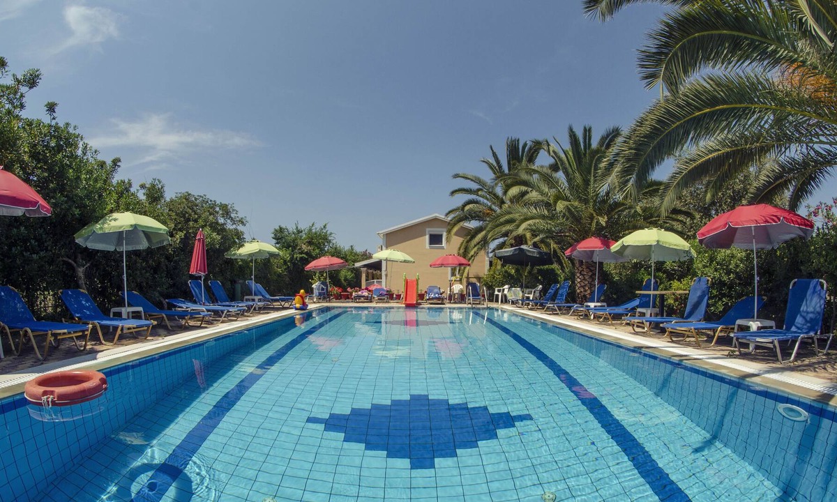 Sidari Apartment | Eleni Family Apartments - FAMILY AND FRIENDLY ENVIROMENT