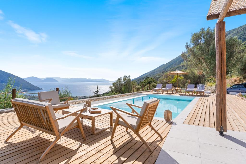 Evgiros Villa | ELGIAN Luxury Villa -Private Pool & Sea View