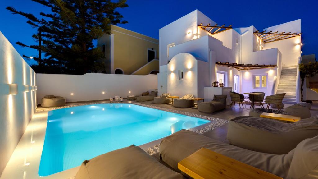 Karterados Hotel | Emerald Collection Suites