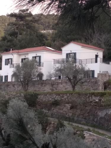 Armenistis House | Eri Rooms to Let