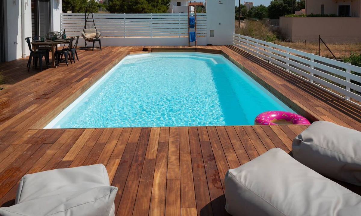 Spata-Artemida House | Evaeri Villa by Interhome