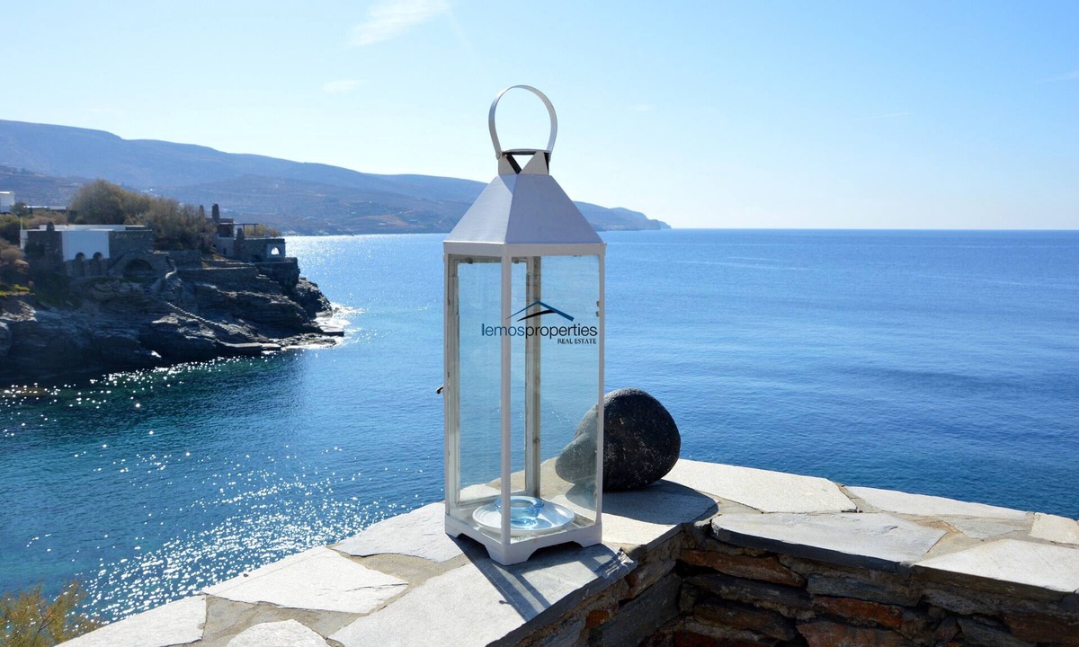 Koundouros House | Fantastic house on the waterfront with direct access to the sea, in Koundouros