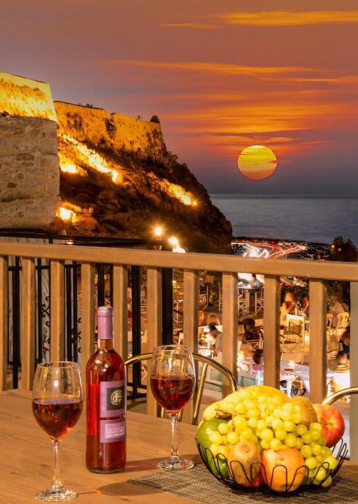 Old Town Rethymnon House | Fortezza Side Suite
