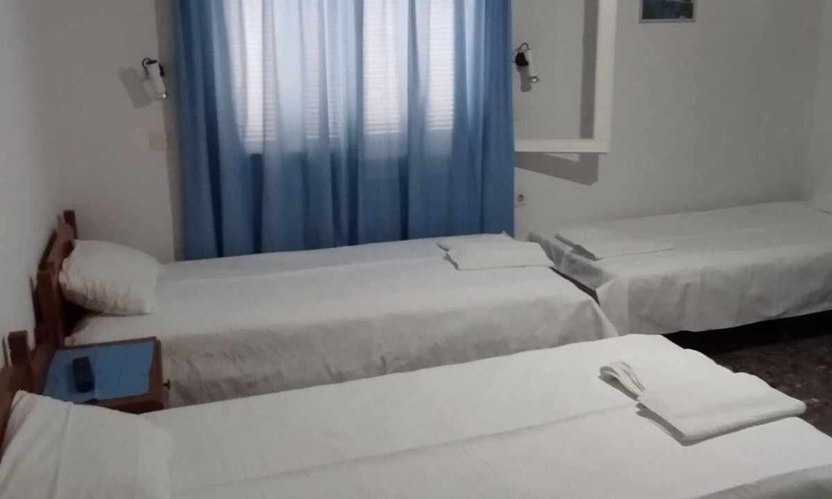 Akrogialion Apartment | Frinda, studio next to the sea