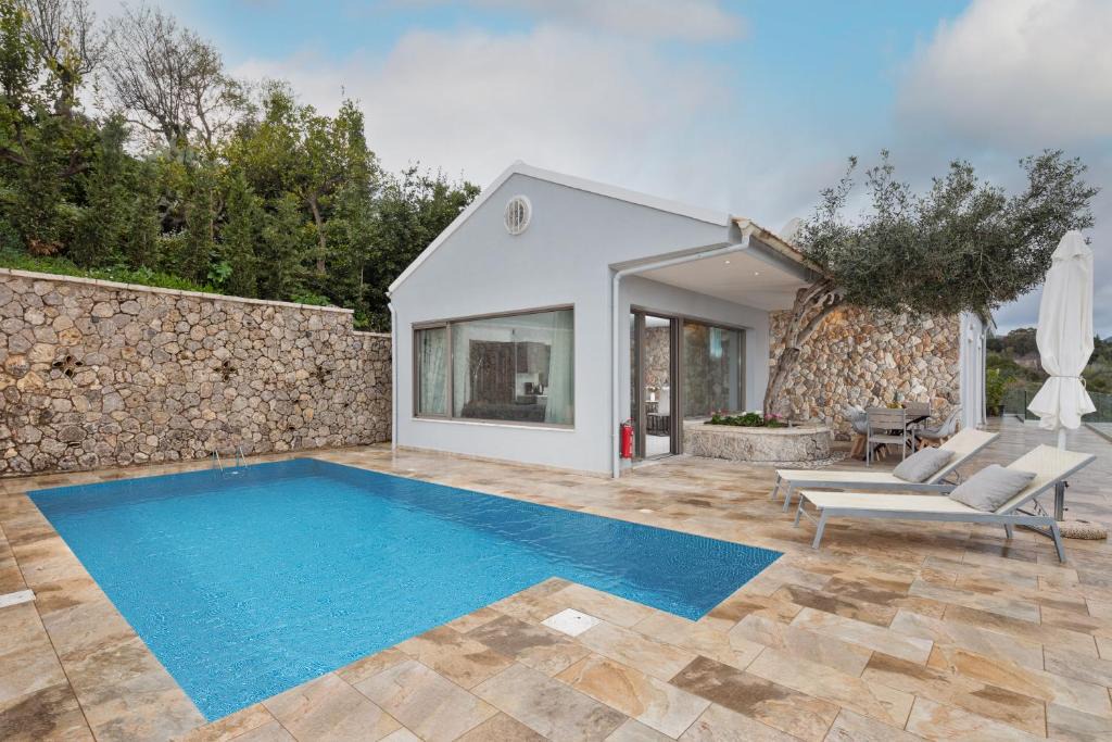 Doukades Villa | Fundana Villa