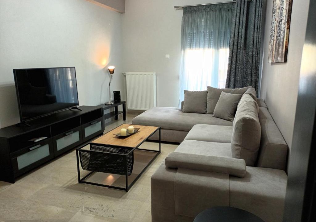 Volos City Centre Apartment | Georgia Apartment