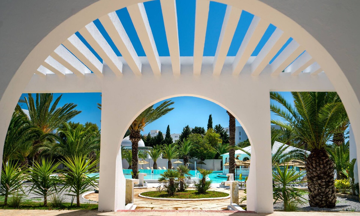Mrezga Hotel | Golden Tulip President Hammamet