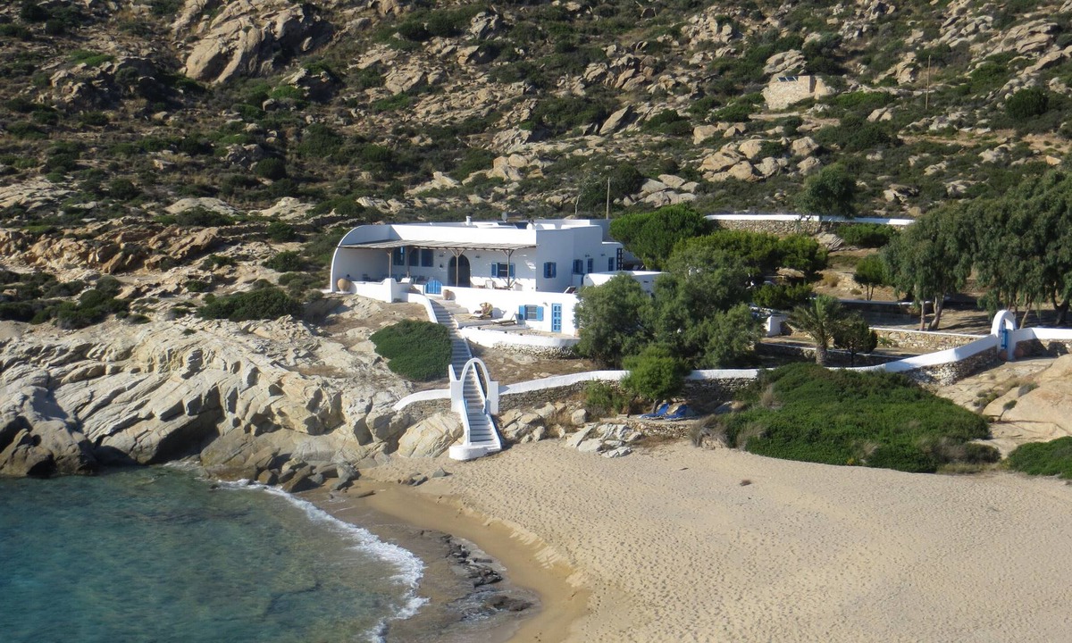 Milopotas House | Greek Island Beach Villa /'Private' Beach