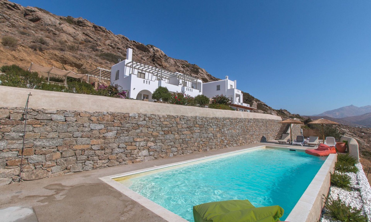 Naxos Villa | Halcyon Suites and Villas Naxos