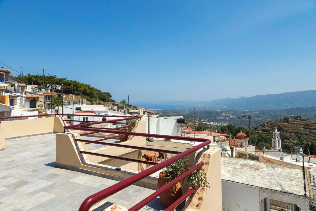 Chamezi House | Hamezi House - Authentic Cretan Escape