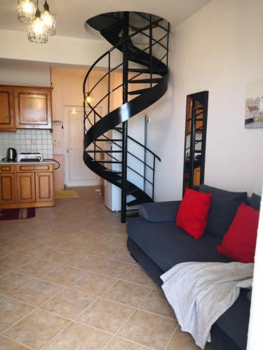 Crisostomos House | Harmony by the sea - 20 meters from the sea