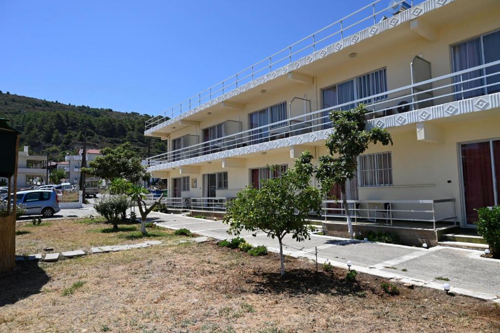 Paradisi Apartment | Helena Apartments in Paradisi