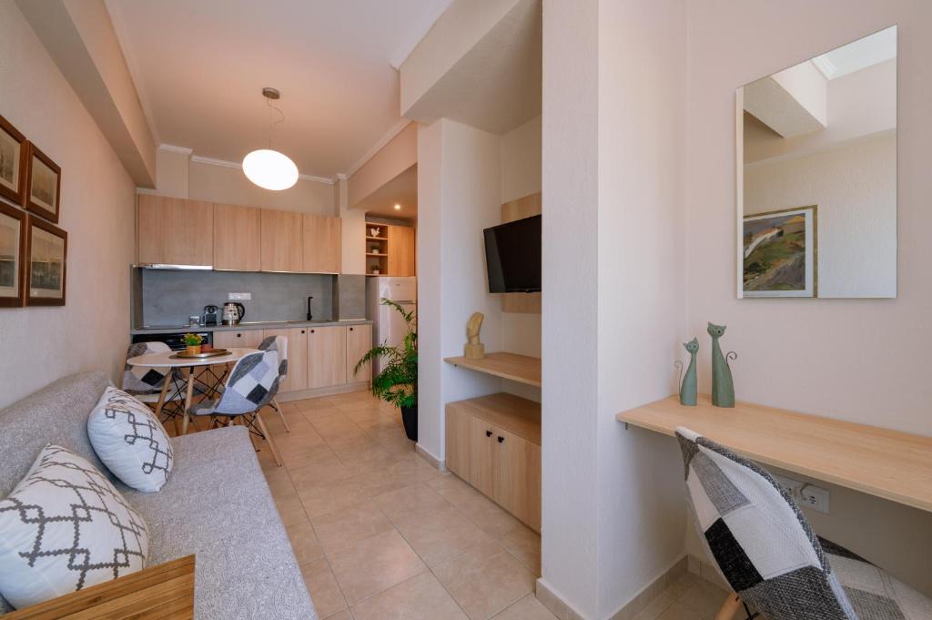 Palaio Tsifliki Apartment | Helianthos Villa - Apartment No3