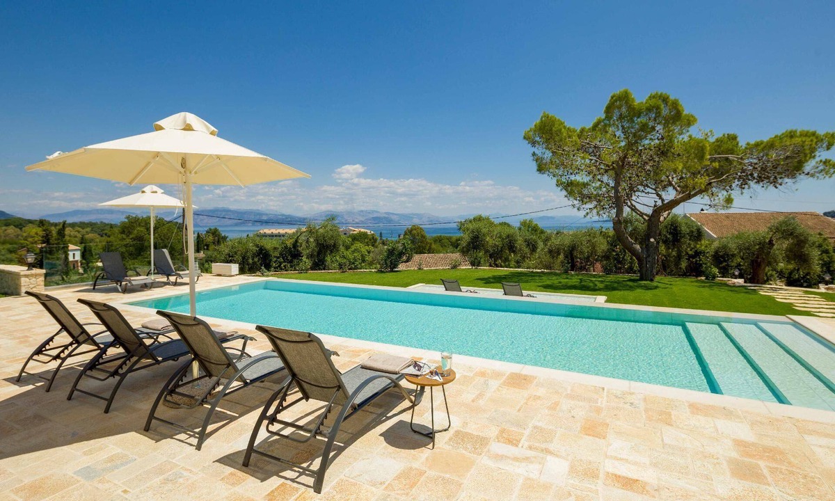 Dassia House | Holiday house Dassia for 1 - 10 persons with 5 bedrooms - Holiday house