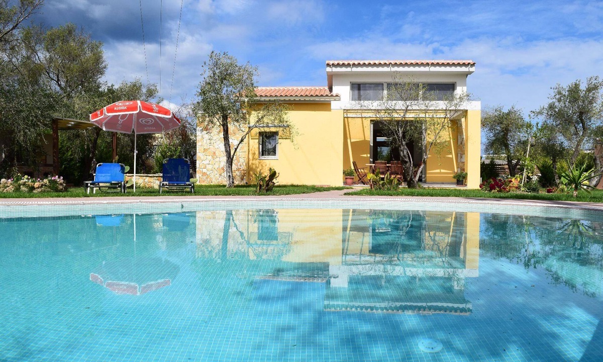Holiday Moraitika Persons Bedrooms | Moraitika