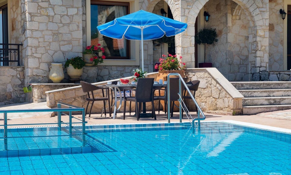 Holiday Vlacheronitissa Persons Bedrooms | Polemarchi