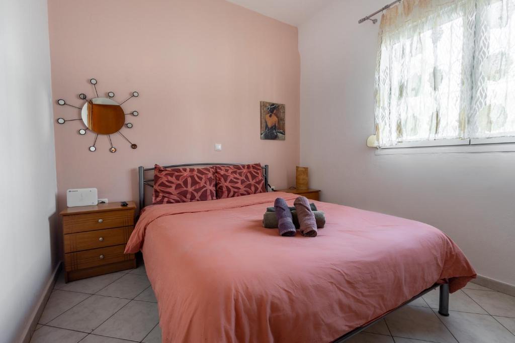 Larissa Apartment | Honey apartment LA