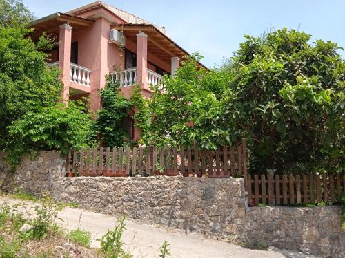 Ipsos Apartment | Iren Holiday Apartment