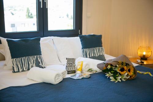 Chios Apartment | ISLAND Time Deluxe Apartment Downtown 3 floors