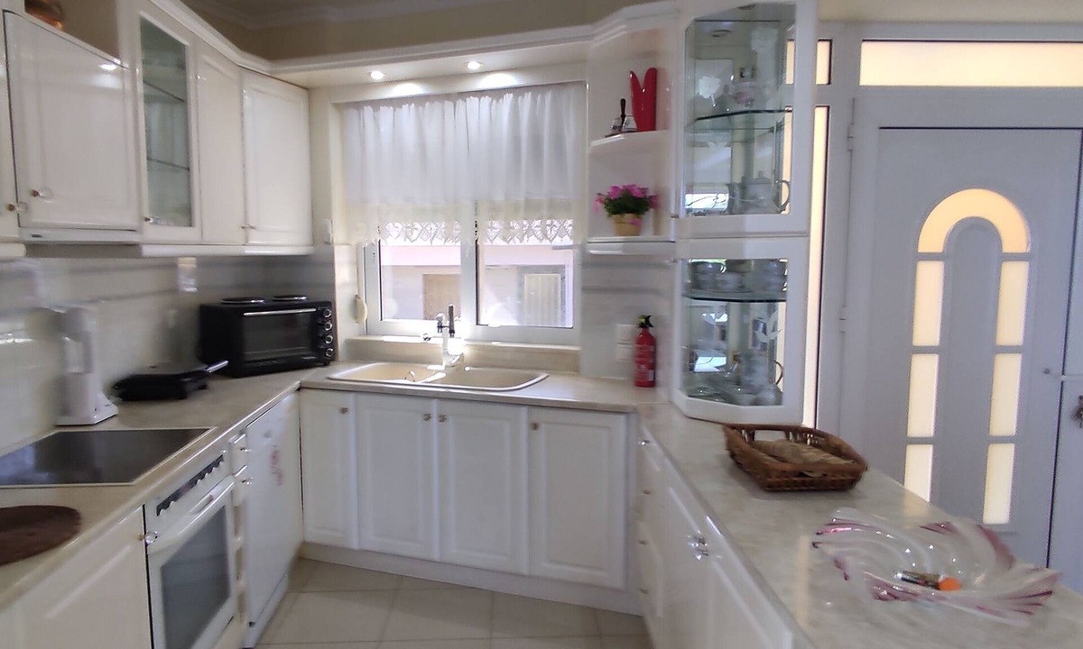 Perivolia Apartment | Katerina's Residence Chania with panoramic view.