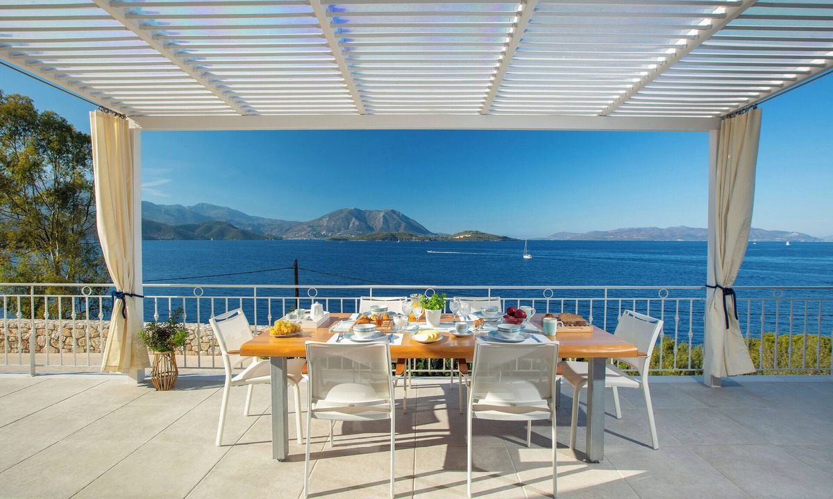 Spartochori Villa | Kavos House - Luxury villa in Meganisi with private pool, seaview, perfect for 4