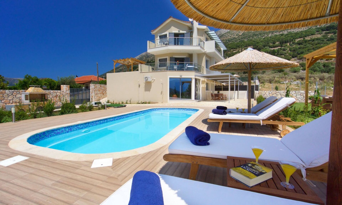 Aetos Villa | 𝐊efalonia 𝐇orizon 𝐕illa 2- Amazing sea & mountain view w/private heated pool