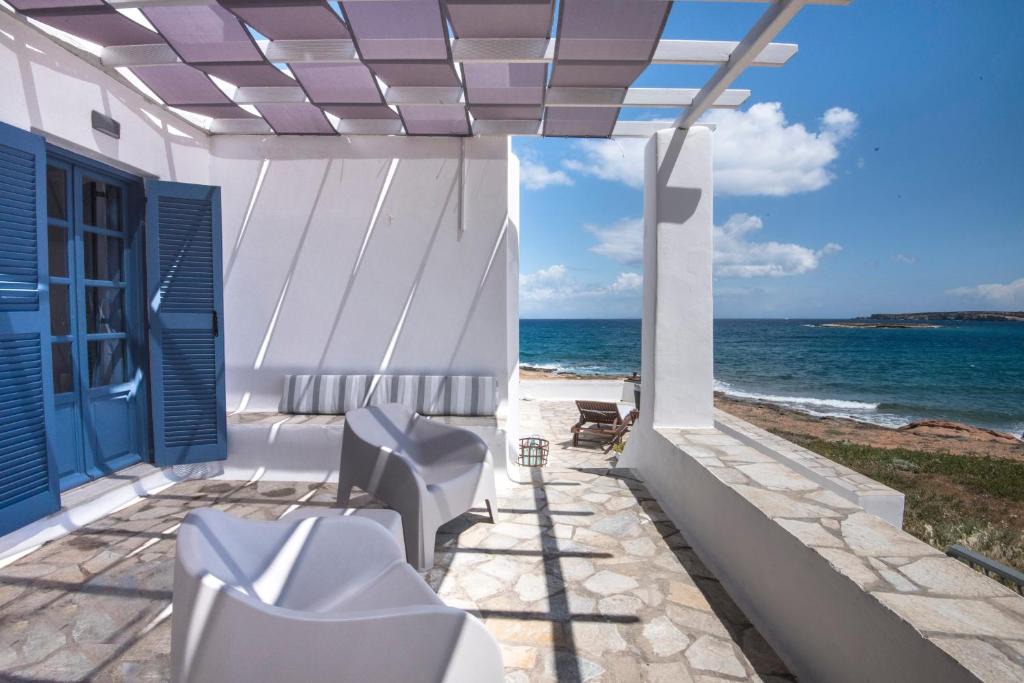 Naousa House | KYMA Seafront Exceptional 2BD house in Naousa