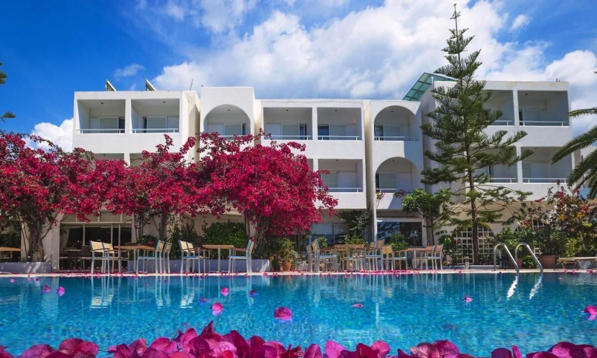 Omonia Apartment | Kyparissia Beach Double Room Sea View BB 2 people