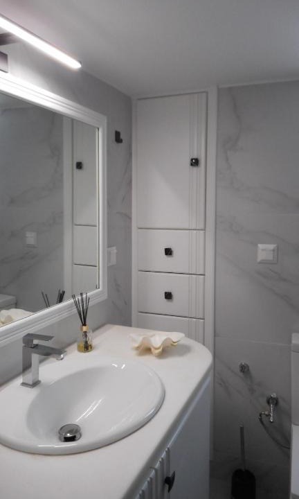 Ermoupoli Apartment | La La land house
