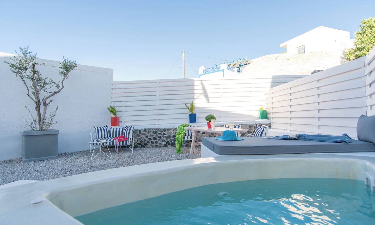 Vothon Apartment | Lagadi Suite A