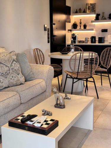 Lagonissi Apartment | Lagonisi Luxury apartment 2 by the sea