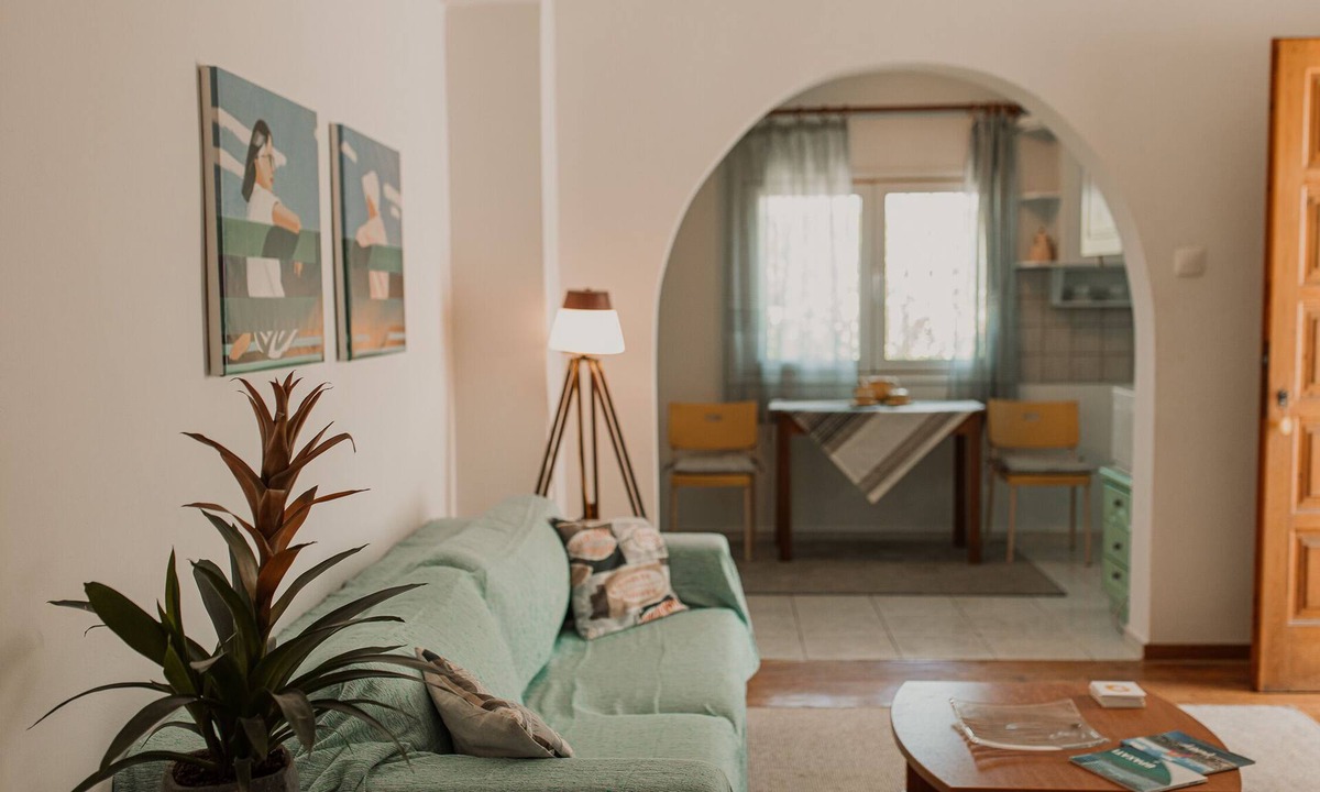Vrahati House | Lemon Tree