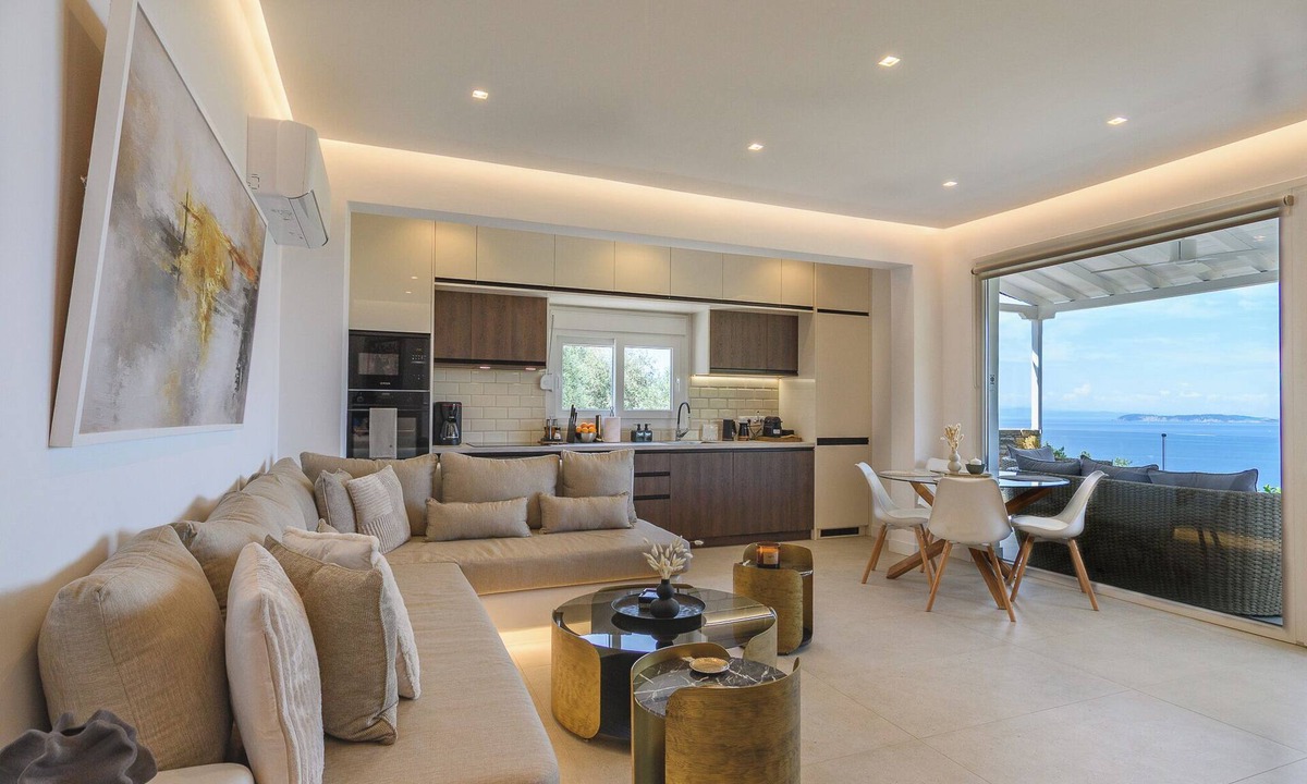 Loutraki Villa | LemonTree Villa Glossa Skopelos