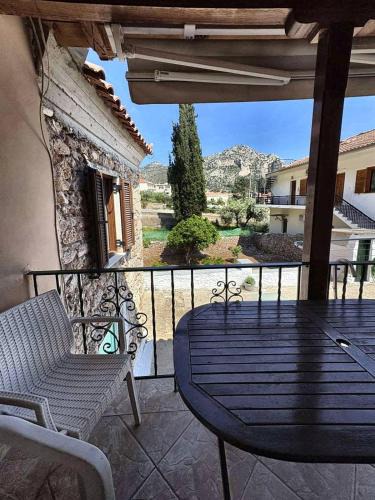 Leonidio House | Leos Traditional Holiday House