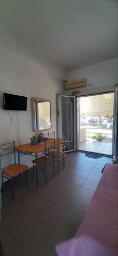 Lefkandi Apartment | Leylandi rooms