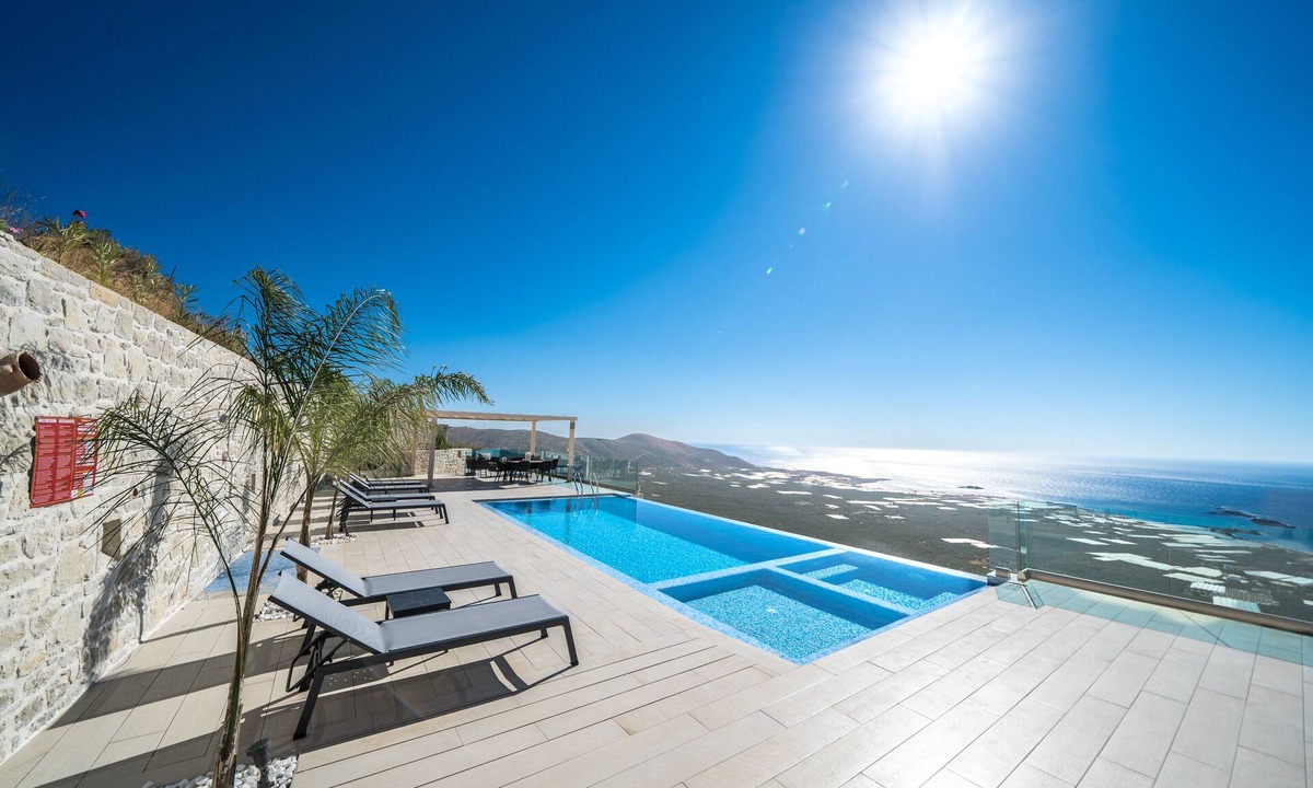 Zerviana Villa | Luxurious 3bd Villa Ariti *breathtaking sea view*