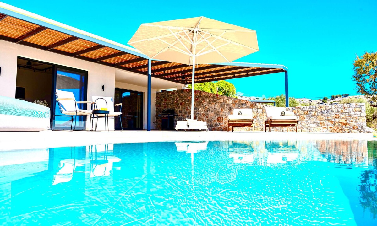 Pefkos Villa | Luxurious Mediterraenan Villa 'Selene 1' with private pool and mountain and countryside views