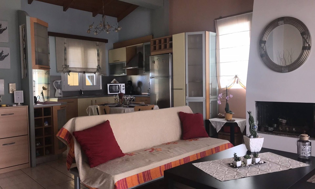 Chrysoupolis Apartment | Luxurius Apartment with Balcony near Keramoti!