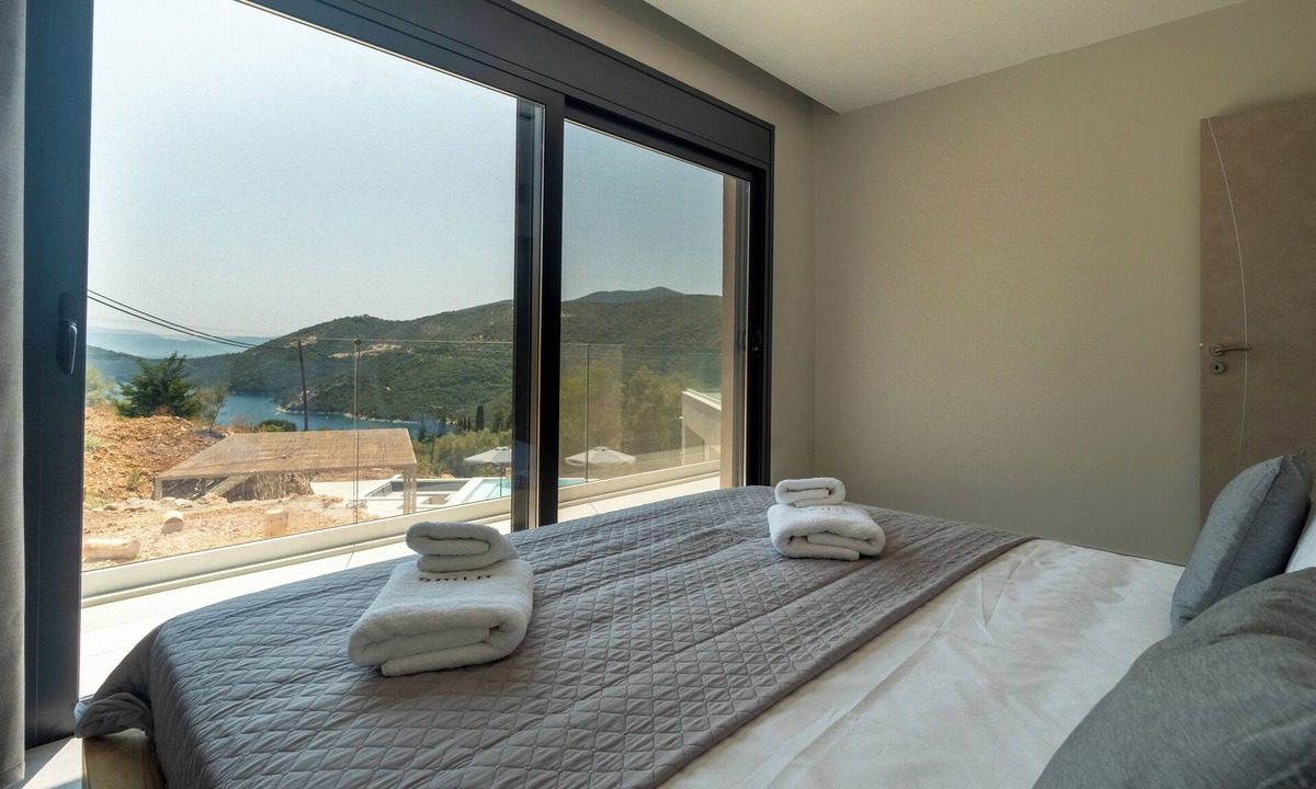 Poros Villa | Luxury 5 Bedrooms New Build Sea View Villa With Stuning Modern Design
