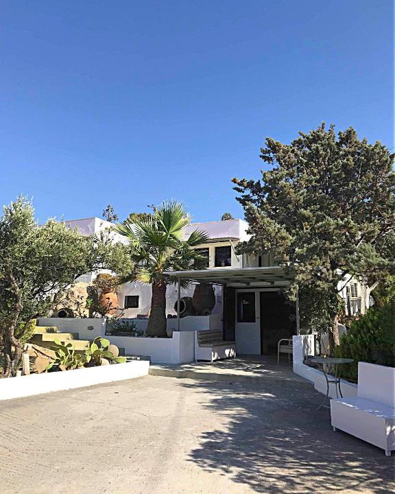 Karteros Apartment | Luxury brand new flat in Karteros villa estate