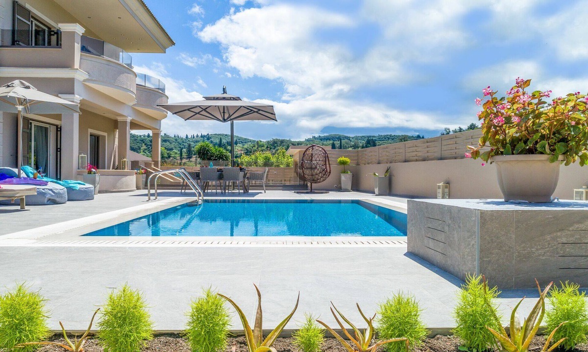 Termenades Villa | Luxury Villa Matzourana - Exclusive Villa by the Sea with swimming pool on Corfu Island, Greece