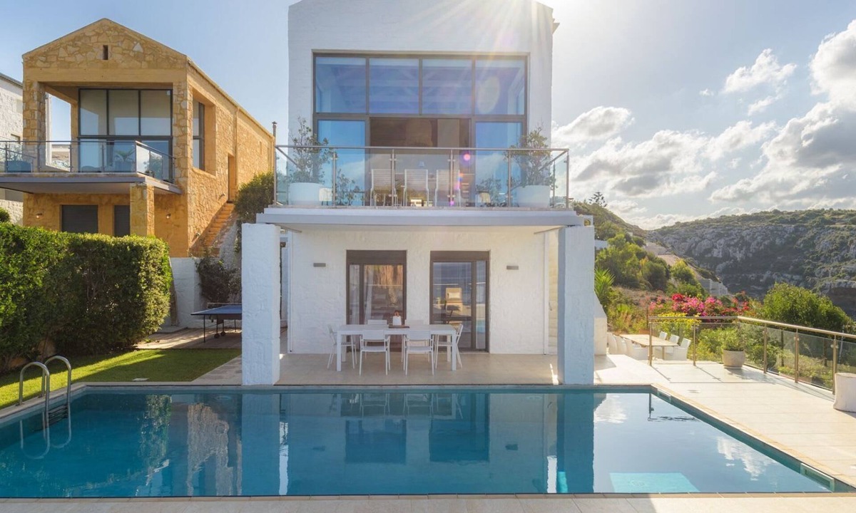 Chorafakia Villa | Luxury Villa Situated On The Highest Hill Of Akrotiri