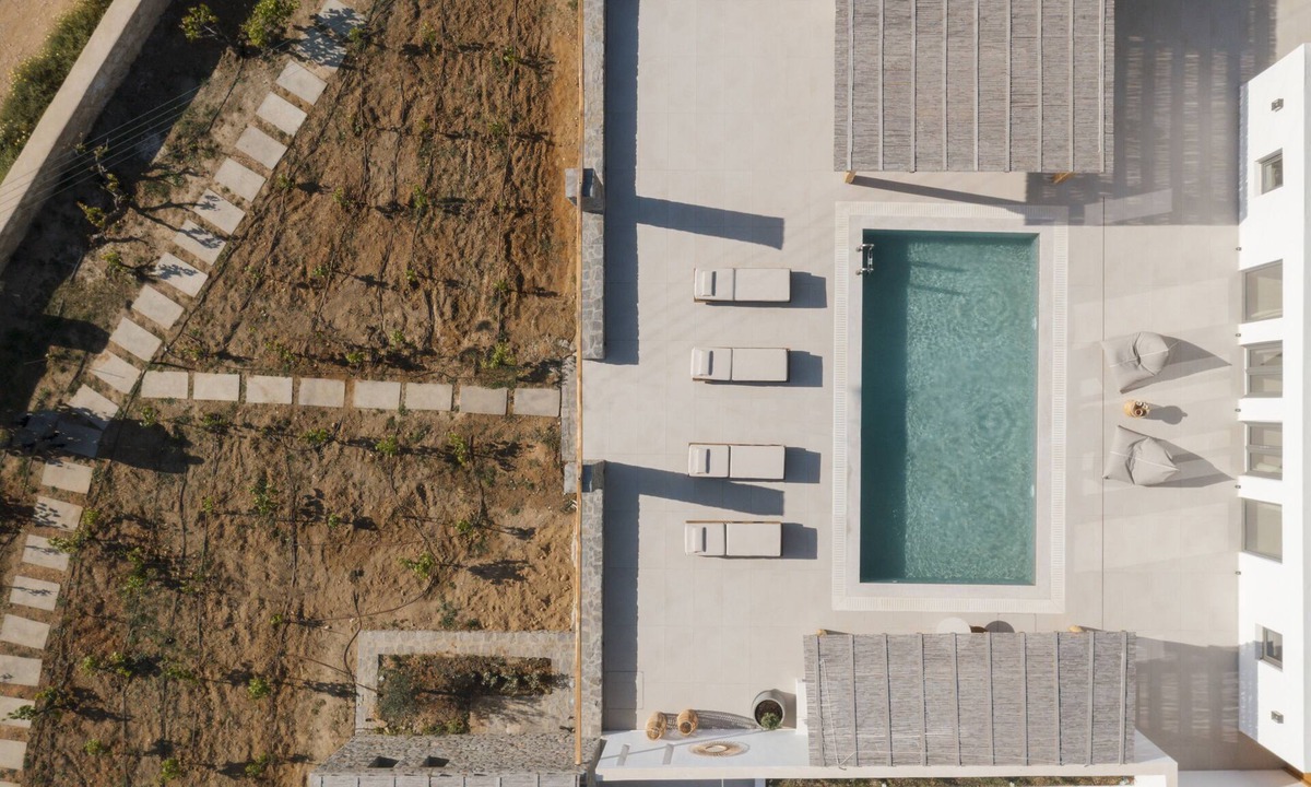 Santa Maria Villa | Luxury Villas with beautiful pool view! Family-sized with a 7,000 sqm garden!