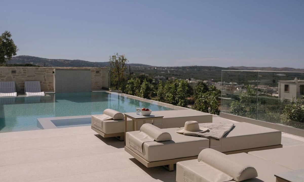 Geropotamos Villa | Lynx Villa, Heated Pool, Walk to Shops & Dining