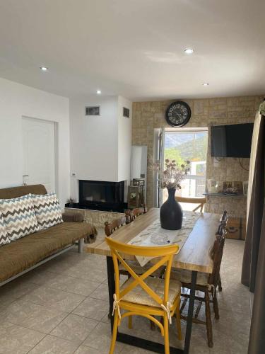 Kylini House | M&C House