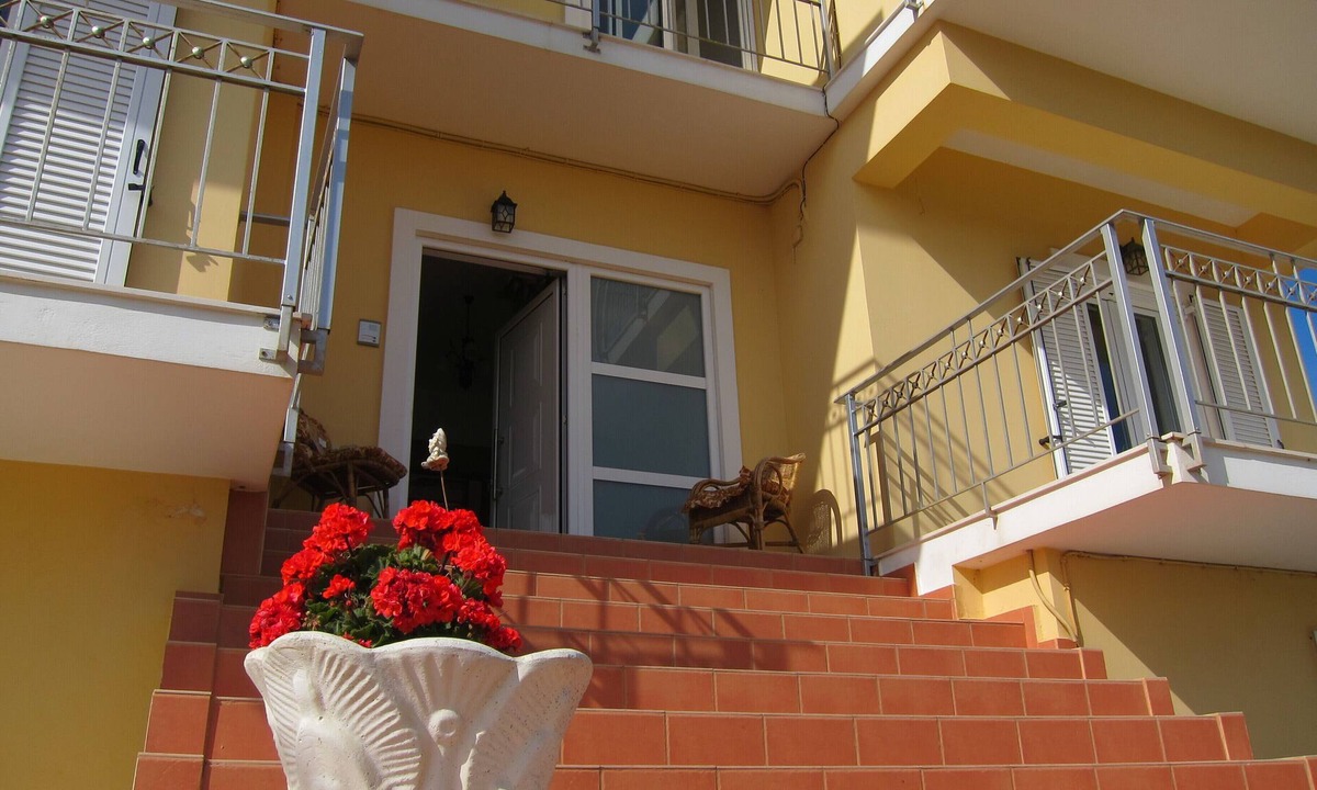 Gerani House | Maisonette on the beach!